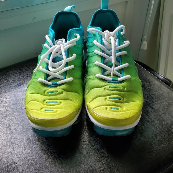 Nike Air Vapormax Plus - Picture 3 of 6